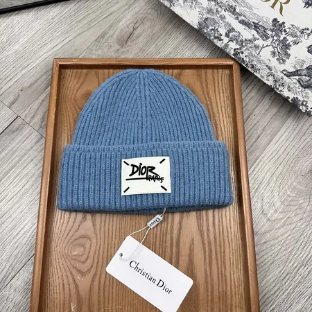 ディオール 帽子