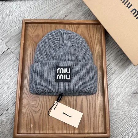 ミュウミュウ 帽子