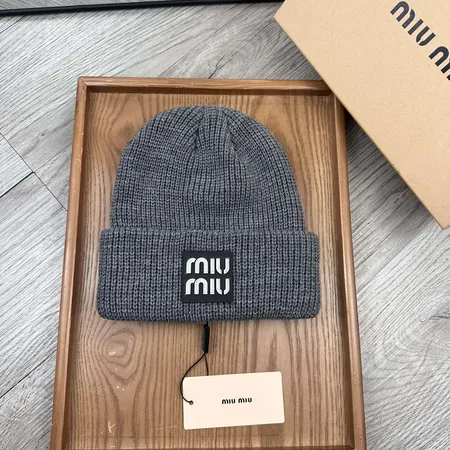 ミュウミュウ 帽子