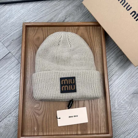ミュウミュウ 帽子