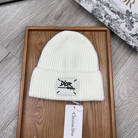 ディオール 帽子