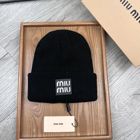 ミュウミュウ 帽子