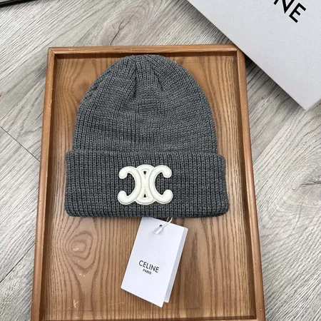 セリーヌ 帽子