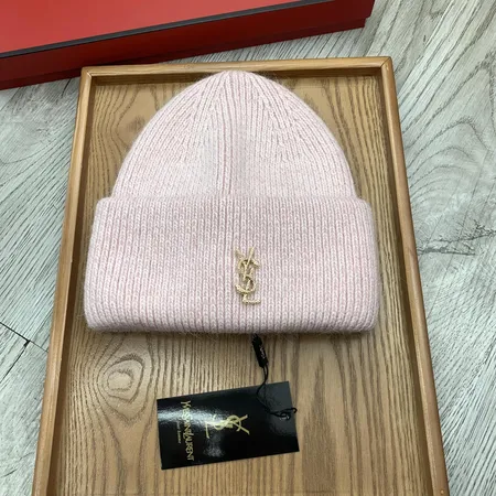 バレンシアガ 帽子