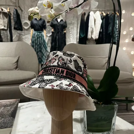 ディオール 帽子