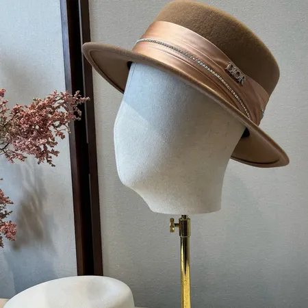 ディオール 帽子