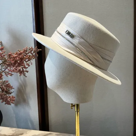 ディオール 帽子
