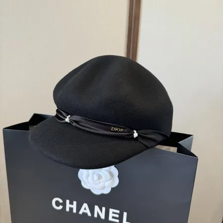 ディオール 帽子