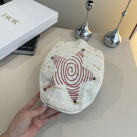 ディオール 帽子