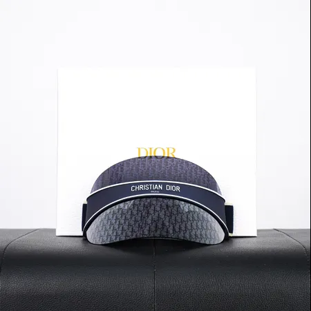 ディオール 帽子