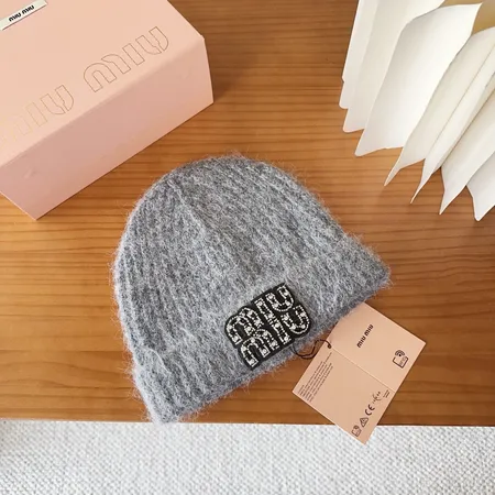 ミュウミュウ 帽子
