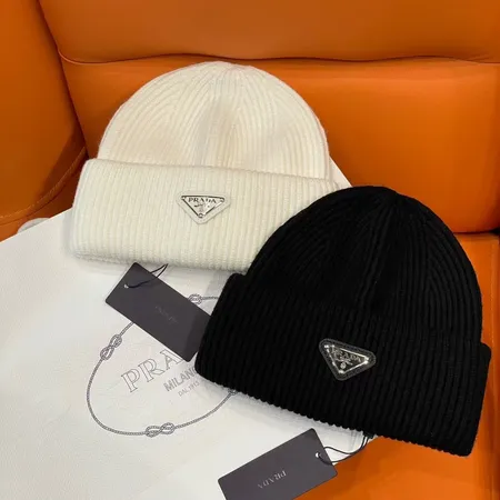 プラダ 帽子