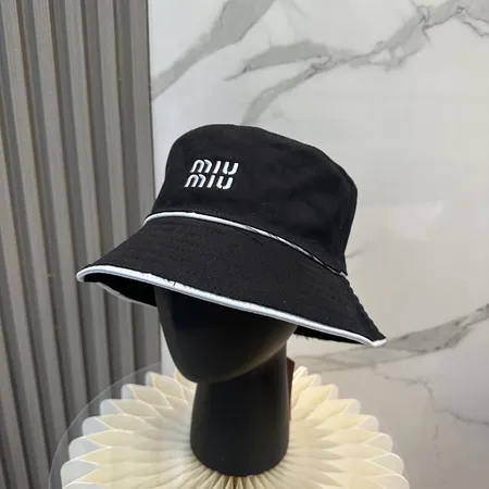 ミュウミュウ 帽子