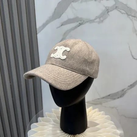 セリーヌ 帽子