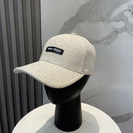 ヴァレンティノ 帽子