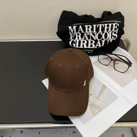 ルイヴィトン 帽子