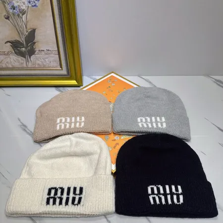 ミュウミュウ 帽子