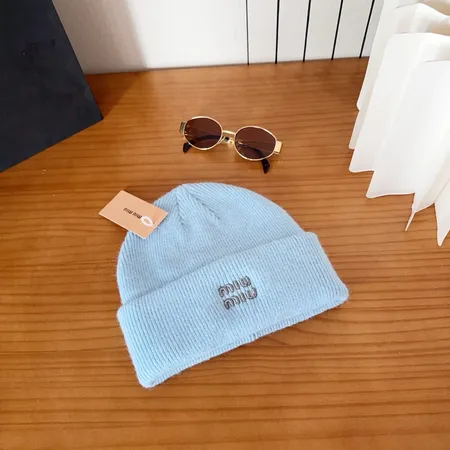 ミュウミュウ 帽子