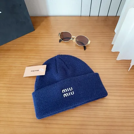 ミュウミュウ 帽子