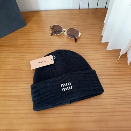 ミュウミュウ 帽子