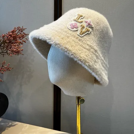 ルイヴィトン 帽子