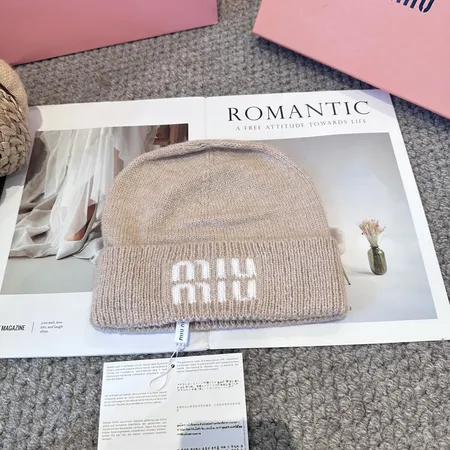 ミュウミュウ 帽子