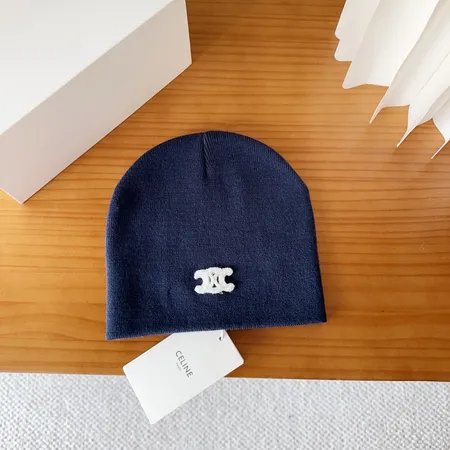 セリーヌ 帽子