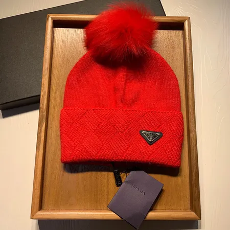 イブサンローラン 帽子