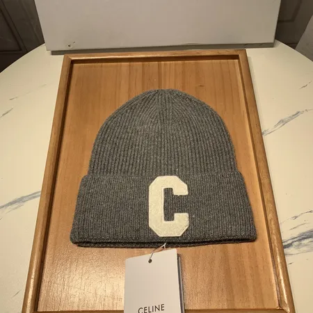 セリーヌ 帽子