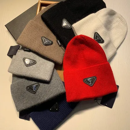 イブサンローラン 帽子