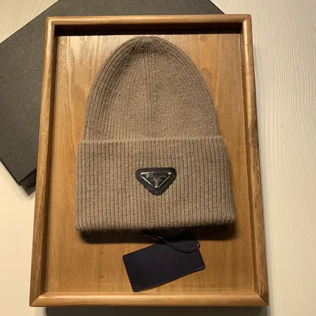 イブサンローラン 帽子