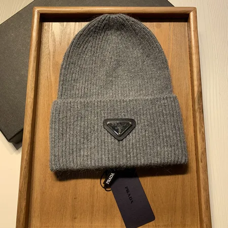 イブサンローラン 帽子