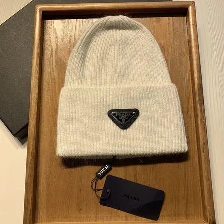 イブサンローラン 帽子