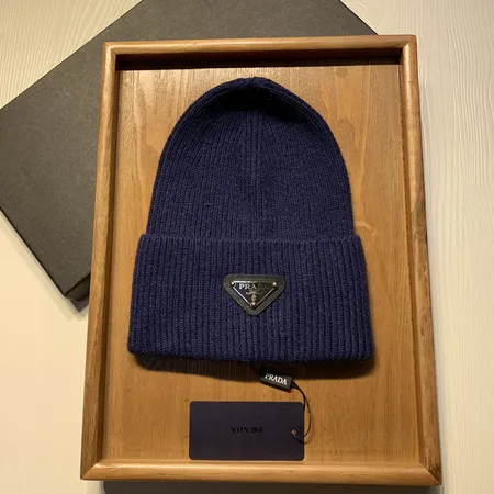 イブサンローラン 帽子