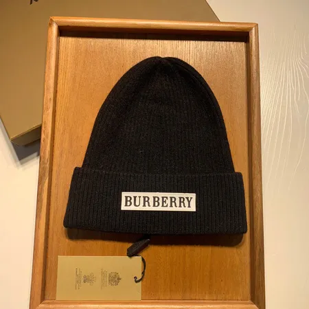 バーバリー ス 帽子