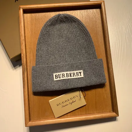 バーバリー ス 帽子