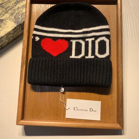 ディオール 帽子