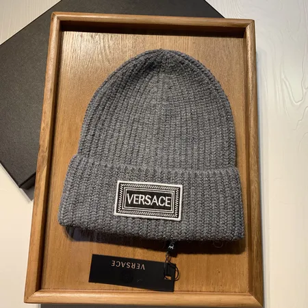 ヴェルサーチ 帽子