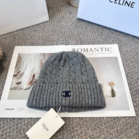 セリーヌ 帽子
