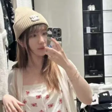 ヴァレンティノ 帽子