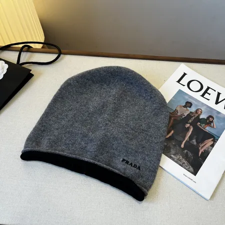 イブサンローラン 帽子