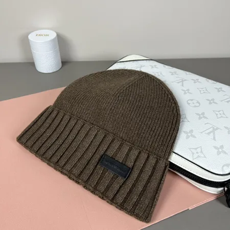 アルマーニ 帽子