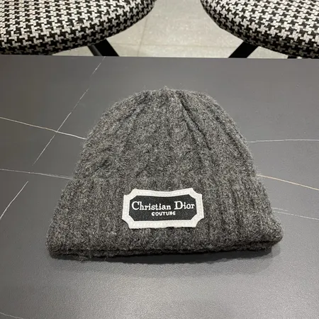 ディオール 帽子