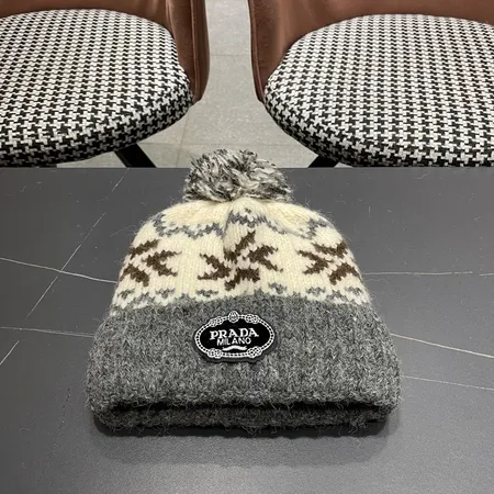 プラダ 帽子