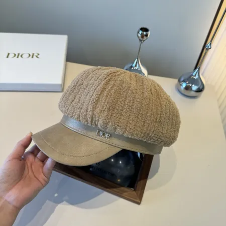 ディオール 帽子