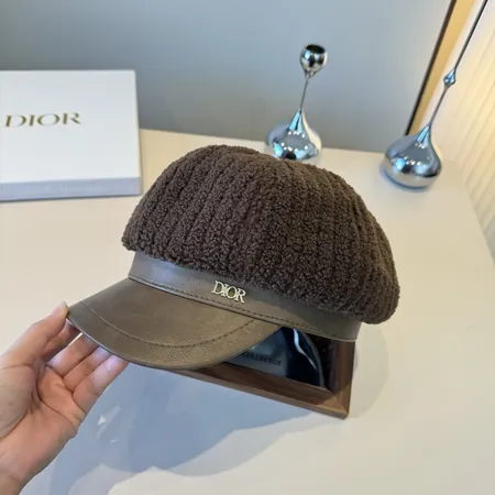 ディオール 帽子
