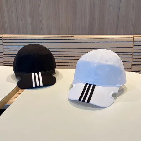 バレンシアガ 帽子