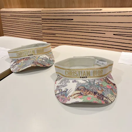 ディオール 帽子