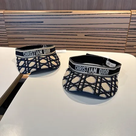 ディオール 帽子