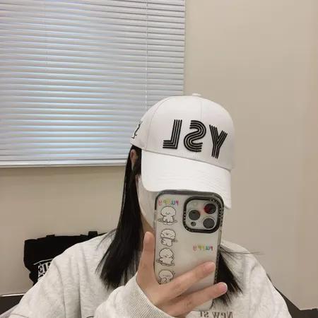 イブサンローラン 帽子